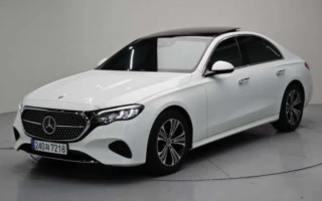 중고자동차 E-클래스 W214 E200 매물 사진 2 - 2025/09 15,796km