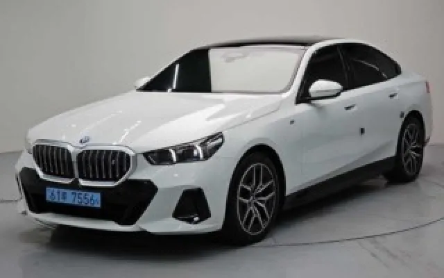 중고자동차 i5 xDrive 40 매물 사진 20 - 2025/10 22,717km